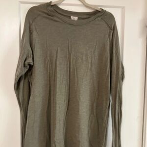 EUC - We The Free Arden Long Sleeve Tee in Olive Green Size Small